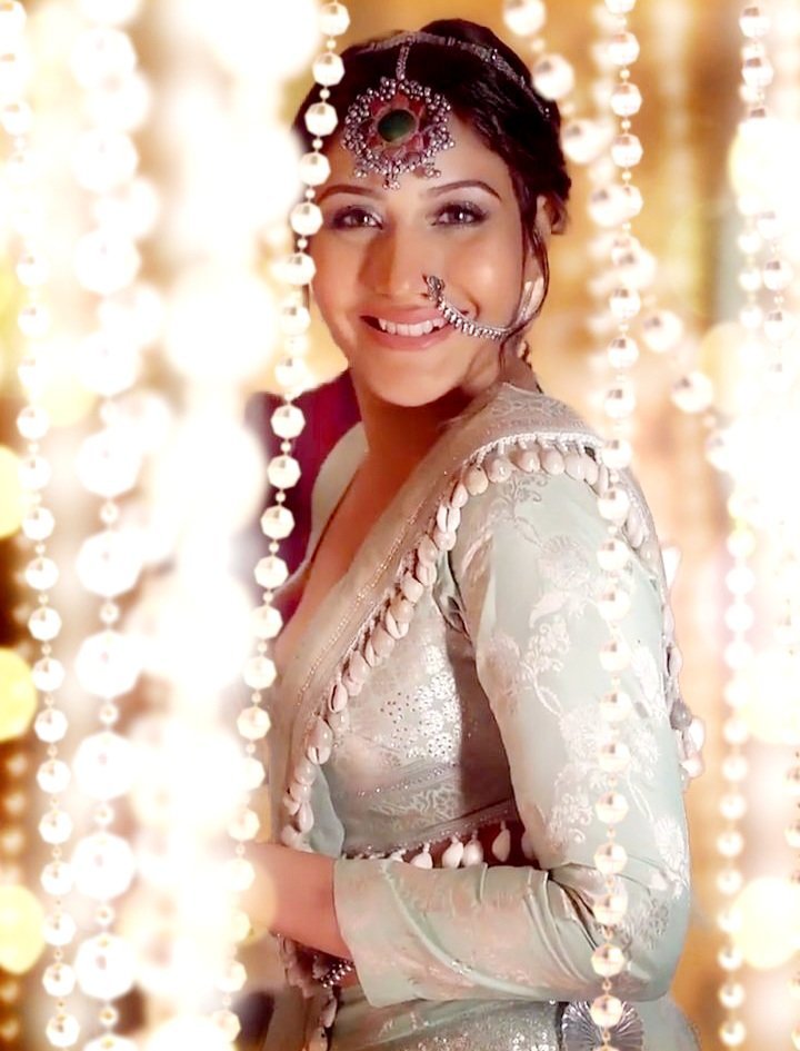 Malek01346970's tweet photo. You are very special, and you will never be forgotten. Reach for the stars, because that is where your place is. On your birthday, I hope this day brings more hope and love to all around you.
BIRTHDAY LOVE TO SURBHI https://t.co/pV0wzhuqrB