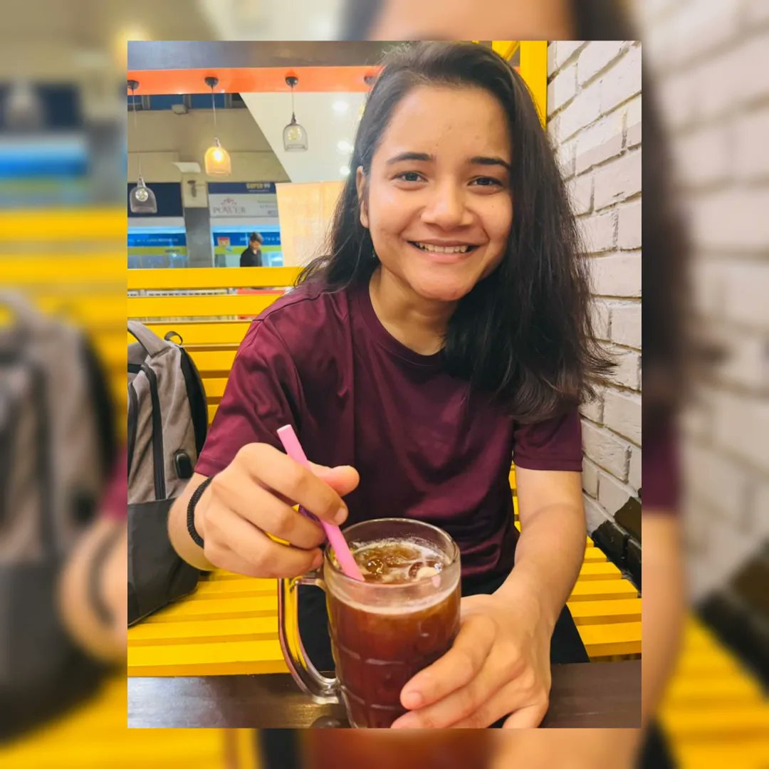 Dobriyal_jaya's tweet photo. Joy of little things in life ๐๐๐๐ค
#Tweet #twitter #jayadobriyal #dobslife #noida #gip #wataburger #icetea #strawberryshake #joy #littlethings https://t.co/l38GJsjYUd