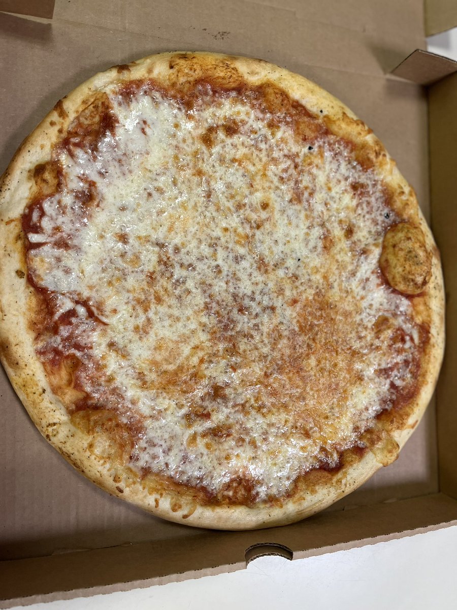 BUCKCHAMP's tweet photo. @stoolpresidente Ohh Davíd #mammaluciaspittsburgh https://t.co/yP5jHYLvu8