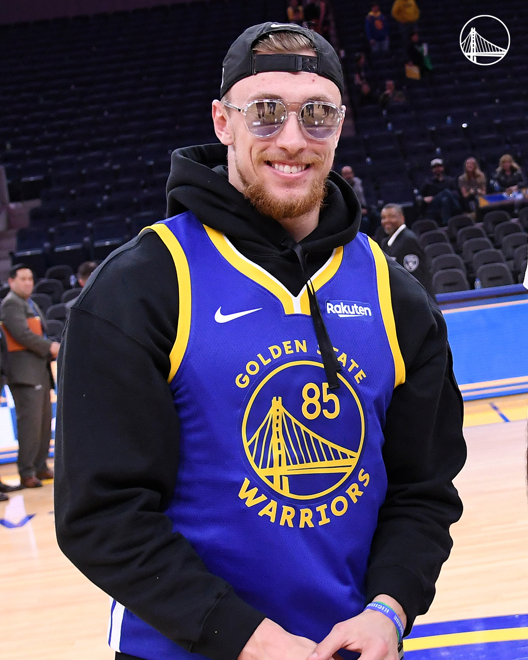 Golden State Warriors on X: Do it for THE BAY! Go get 'em, @49ers