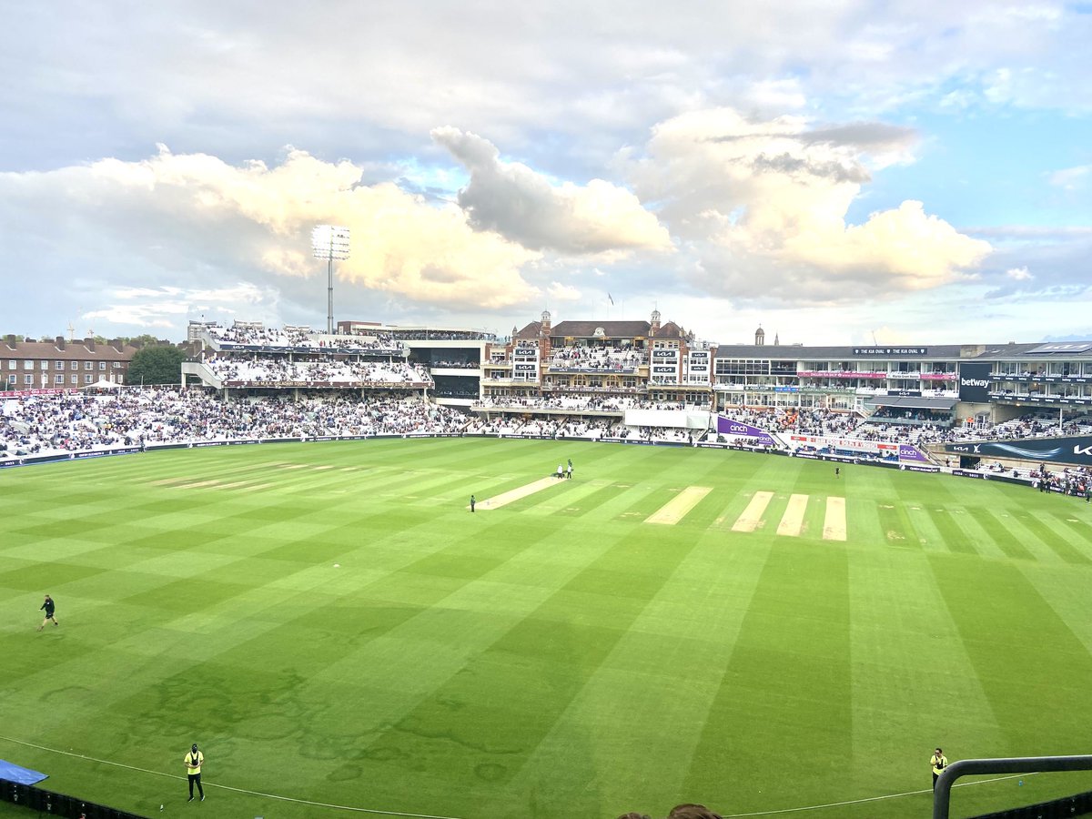 BrownBull's tweet photo. Picking up a favourite theme of mine but ⁦@ECB_cricket⁩, another day of cricket where there’s total faffing around with weather. Off for ‘rain’ earlier (basically 2 or 3 spots), &amp; now ‘bad’ light. The game does itself no favours in attracting a new audience… #bbccricket https://t.co/JaE8JePTaI