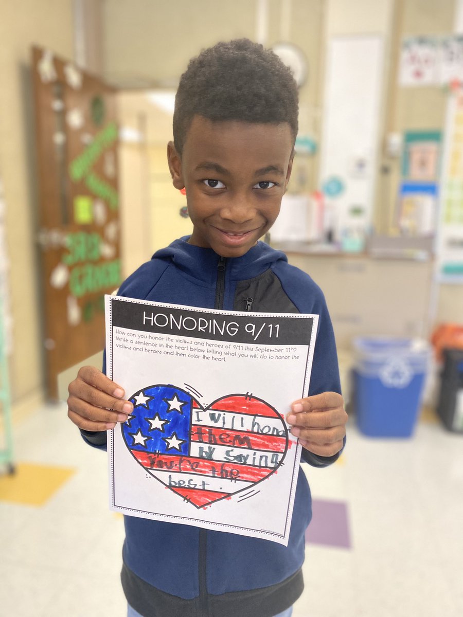 Thank you to all of the Hereos and citizens that came together on 9/11 to show us the true power of kindness. We loved hearing the story of the Fireboat that helped on that day. 3-7 is very grateful ❤️🤍💙

<a href="/SachemSchools/">Sachem Schools</a> @cayuga_school