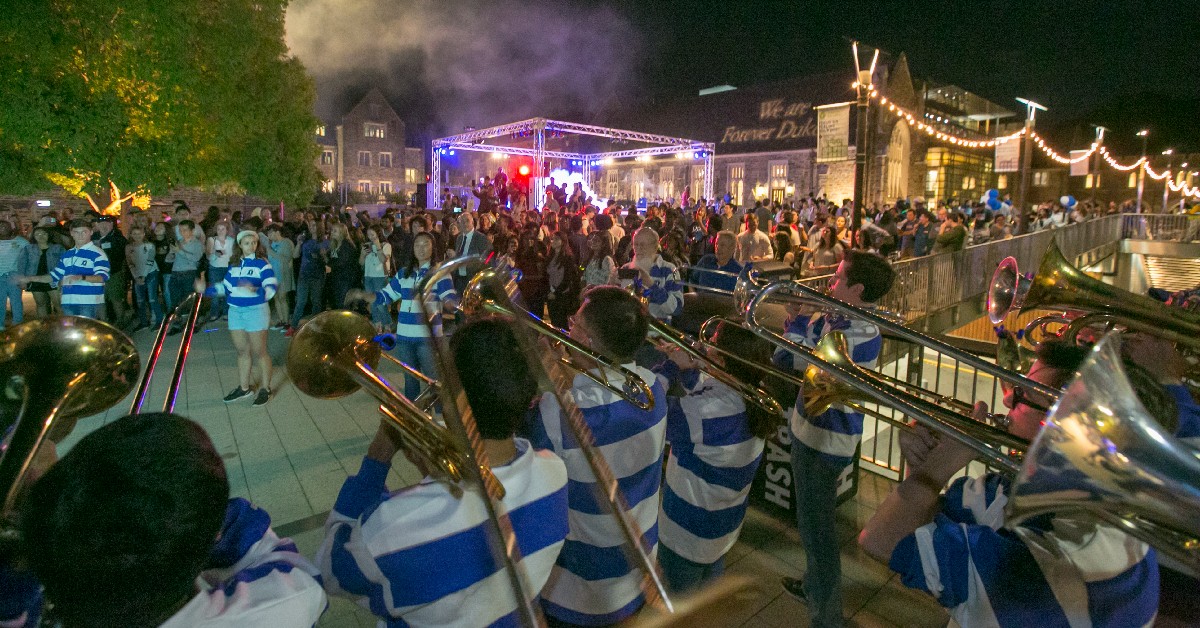 Come on home to Duke! Homecoming 2022 will feature fun signature events, affinity group programs, educational opportunities and multiple opportunities to connect with your fellow Blue Devils and feel the energy of campus once again.

💙😈 Register: fal.cn/3rL7m