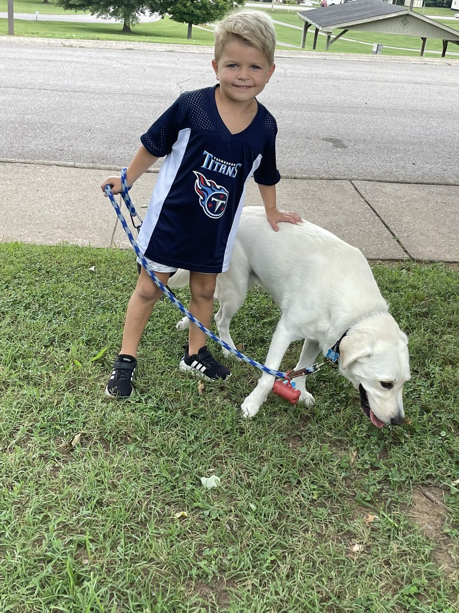 fssdLES's tweet image. We are so proud of this little lion!  He used his ROAR tickets to spend time taking care of 🌟Starr🌟! A walk, some practice with the leash, and lots of hugs were all part of the experience. #BuildingConnection #WeAreLiberty ❤️🦁💙