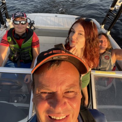 Tweetfreak tweet media