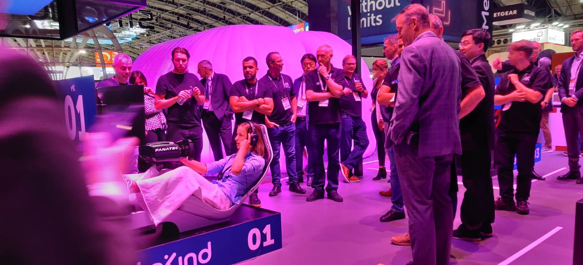 Media_Kind's tweet photo. #IBC2022 show floor is lit! ✨
We are focused to inspire and push the boundaries of the streaming era, realizing a future where #live can be delivered without limits, at broadcast quality & scale, to any screen or device!
#MKIBC #livewithoutlimits #Streamingatscale #StreamingLwL https://t.co/CjXWePW2Wr