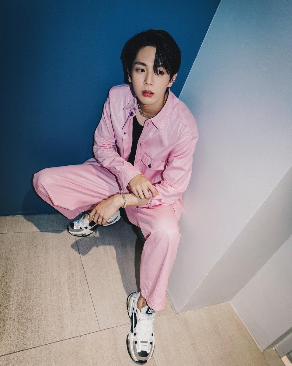 uppoompatdaily_'s tweet photo. 📸 uppoompat
พร้อมเสมอ 💓
#tiffanyandcothailand #dolcegabbana #DGEden #DGPF22
🔗https://t.co/csybJJnrKe
@uppoompat #uppoompat https://t.co/Sa0HU1gDr4