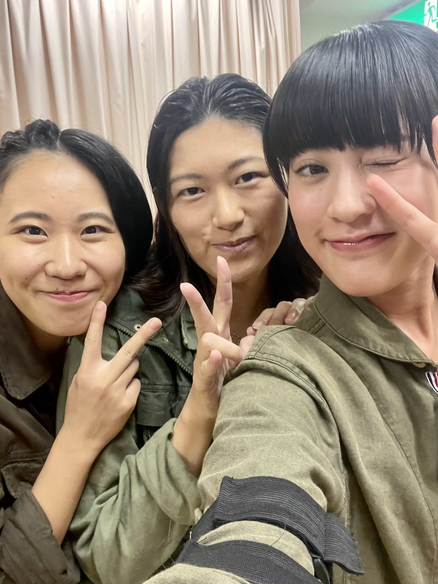 msy_yu's tweet photo. #アプサラスの落涙
本日もありがとうございました！折り返しでした～！明日はいよいよ千秋楽です、お待ちしてます～！
カーテンコールめんつ\( ˆoˆ ) https://t.co/ajQTfk4Uqr
