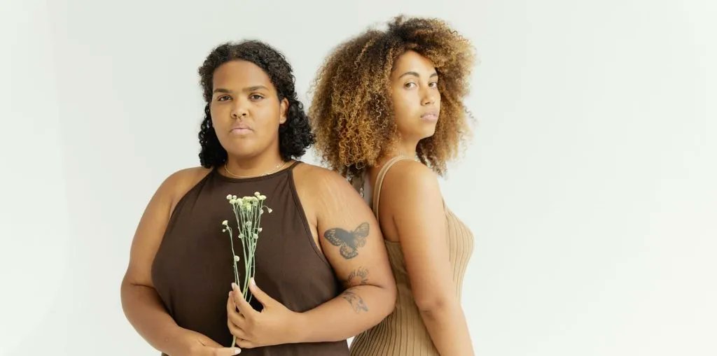 RiyahSpeaks's tweet photo. AD | Read this post to learn how outer beauty can affect self-esteem and why it matters from @hervirgomind
https://t.co/xZMdBVDDud
#selflove #innerbeauty @bloggersunitedx #bloggersunited @bloggingbeesrt #bloggingbeesrt @OurBloggingLife #ourbligginglife #bclrt https://t.co/0cA3JmTy4Q