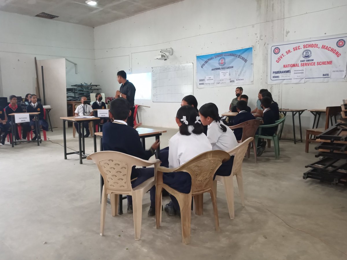 MachongNss's tweet photo. @MachongNss conducted quiz competition on the occasion of International Literary Day in the banner of NSS. https://t.co/JFNvPHGLUZ