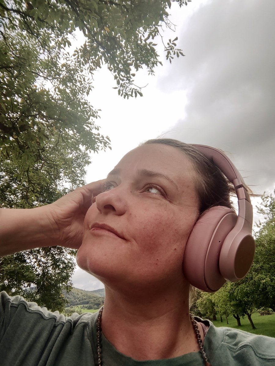 Tanja_llTLllll's tweet photo. I LOVE listening (for the first time) to #NUT under the cloudy windy sky! ❤️🎧 
Once I wrote to @KTTunstall 
*your music reminds me that I love myself* 
NOW I feel 
*your music makes me complete.*  
ALL IS NOW 
🙏❤️🎧🧠 https://t.co/AyGSnnIIbQ