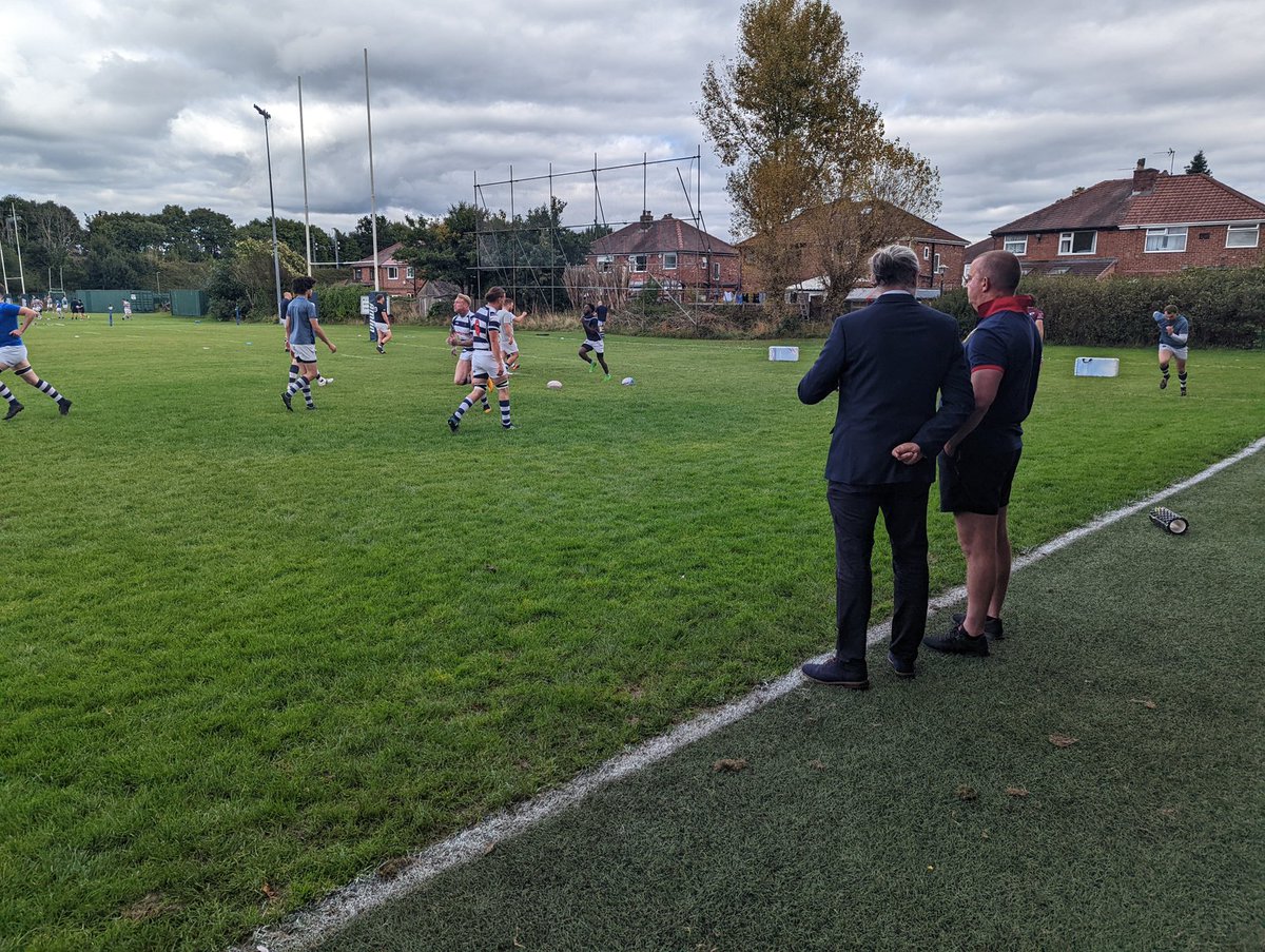 lord1579's tweet photo. On duty today with a minutes silence respectfully observed and let them play @EcclesRugby vs @HMRUFC_OFFICIAL 👏 #RIPQueenElizabeth #KeepCalmAndCarryOn #rugbyrefs https://t.co/CljIqPa771