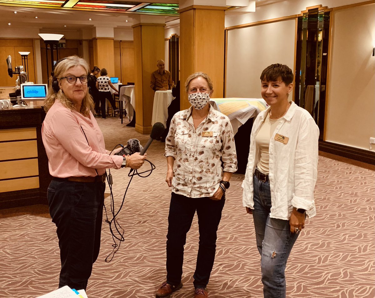 AABiologists's tweet photo. Fantastic insights on @BBCFarmingToday from Michelle Fountain and Imogen Ryan at our #pollinators22 event; perfectly tying together research on the importance of wild and ground-nesting bees in fruit pollination π π π π«π
π§ from the startβ¦
https://t.co/BYRHxn7evw https://t.co/hqyUGsXnro