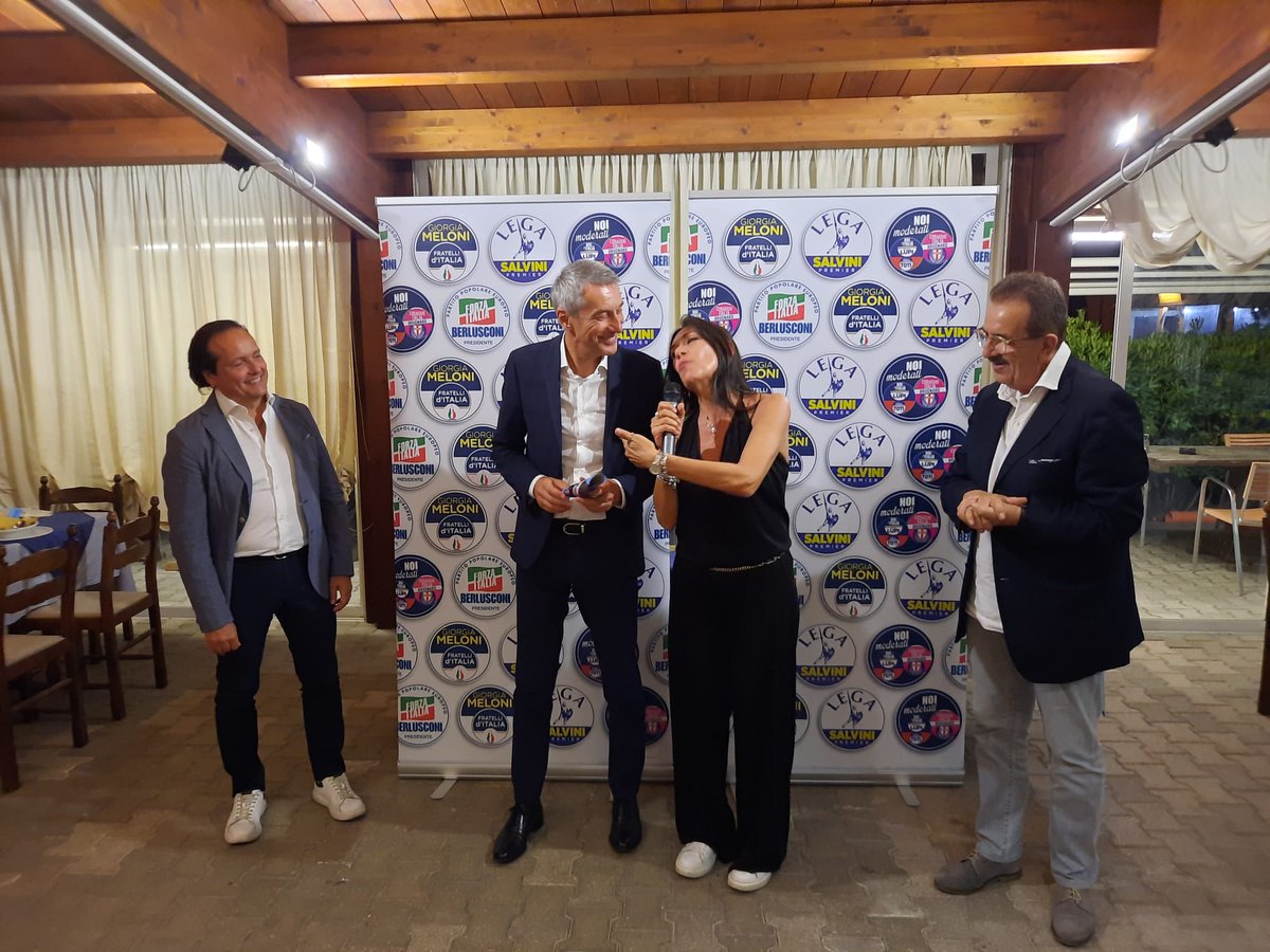 AntonioDePoli's tweet photo. 🔴🗳🇮🇹 Ringrazio tutti gli amici e sostenitori che hanno partecipato all'incontro di ieri sera a #Torrette (PU). È stata un’importate occasione di ascolto e confronto sulle problematiche del territorio! Grazie a tutti!
#DaiValoreAllaTuaScelta #Marche #Pesaro https://t.co/XC1zvfPAGa