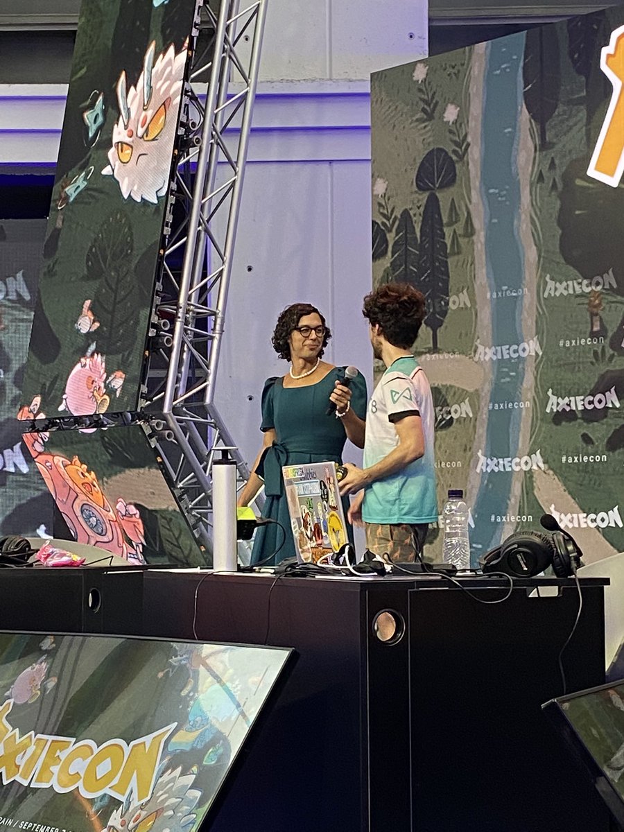 The only. The only. 🐐

<a href="/sebastianpozzo/">Superchería</a> is your AxieCon Classic World Championship CHAMPION 🏆🏆🏆🏆🏆🏆