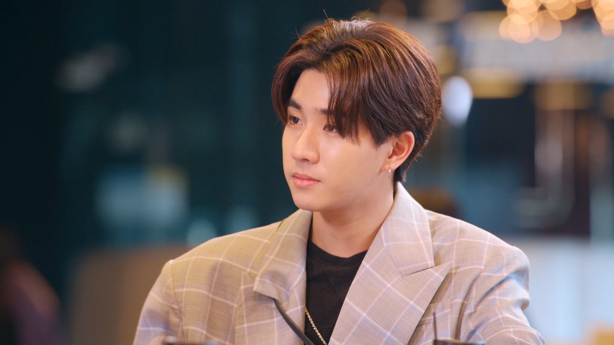 GMMTV's tweet image. รอยยิ้มเอย ตาเอย หวานกันมากค่าาา
คนชง งงแล้ว #ViceVersaEP9 

#ViceVersa #GMMTV
@jimmyyjp_ @Sea_tawinan @perthppe