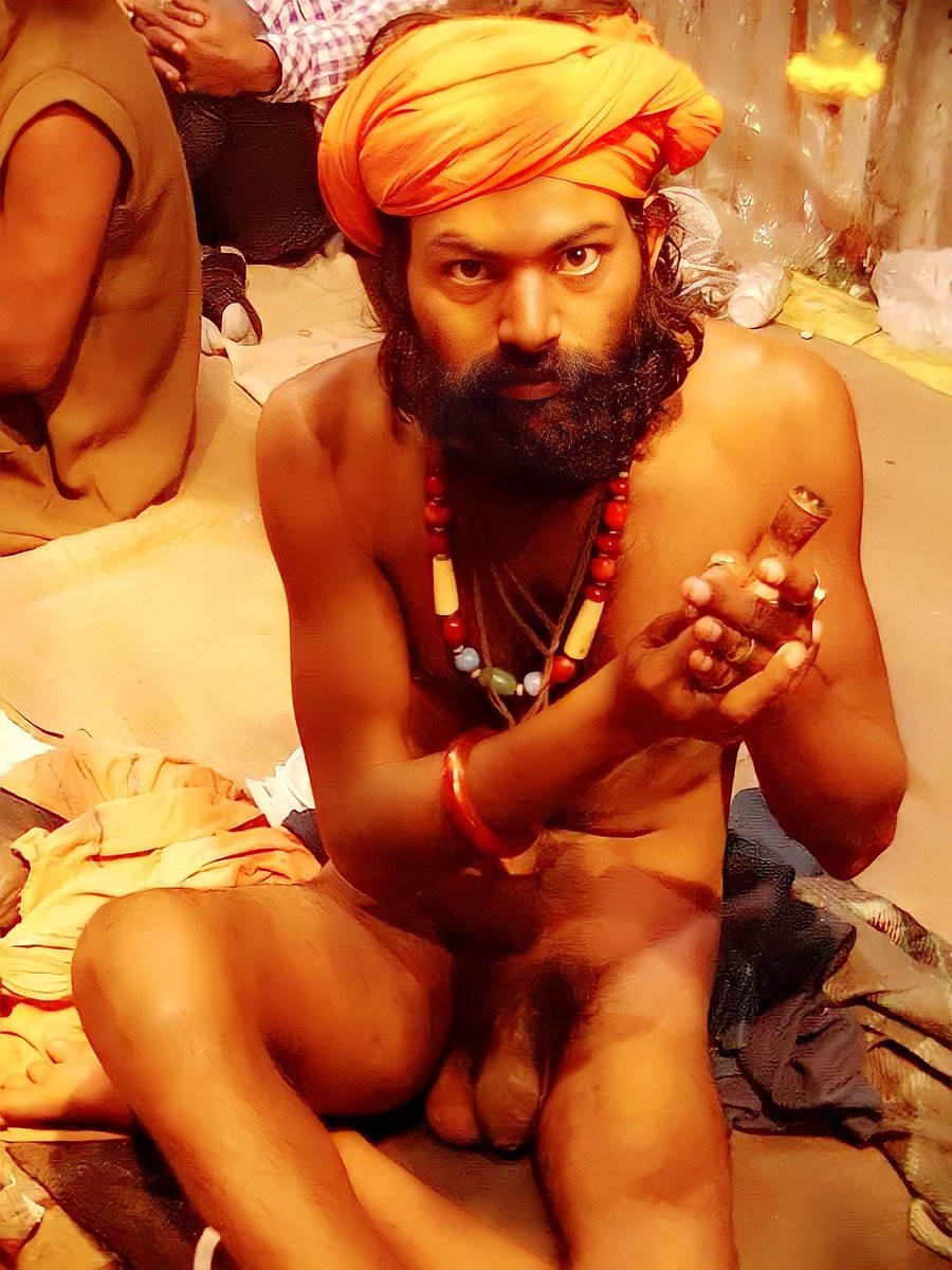 DaasAveejeet's tweet photo. Naga sadhu at Gangasagar fair!
My capture, few years ago!
Please follow me in Instagram:
https://t.co/1oYn8dJpyY
and also listen my spiritual song in YouTube and subscribe my channel: https://t.co/plwahjrQVt https://t.co/vETduwthbe