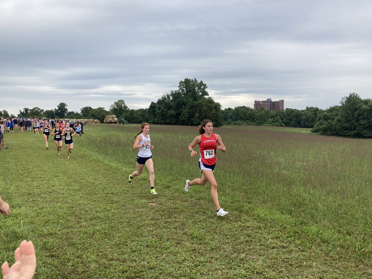 erickspears24's tweet photo. Varsity girls on the course. Go Cougars! @wcsCHS @wcsCHSxc @CHSCAC https://t.co/X1S2gw5s3p