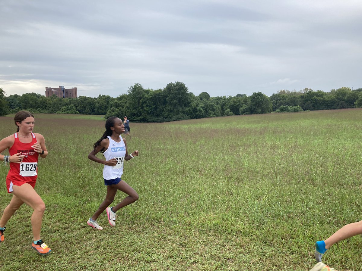erickspears24's tweet photo. Varsity girls on the course. Go Cougars! @wcsCHS @wcsCHSxc @CHSCAC https://t.co/X1S2gw5s3p