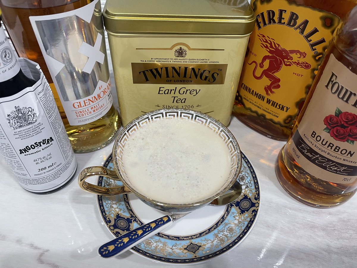 AsamoriHelios's tweet photo. Cocktail: Colonial Carnival. Scotch, Kentucky, Canandian whisky each 15ml with 3 dash bitter . Shaking with 45-60ml Earl Grey Tea https://t.co/K5eBAbjBTH