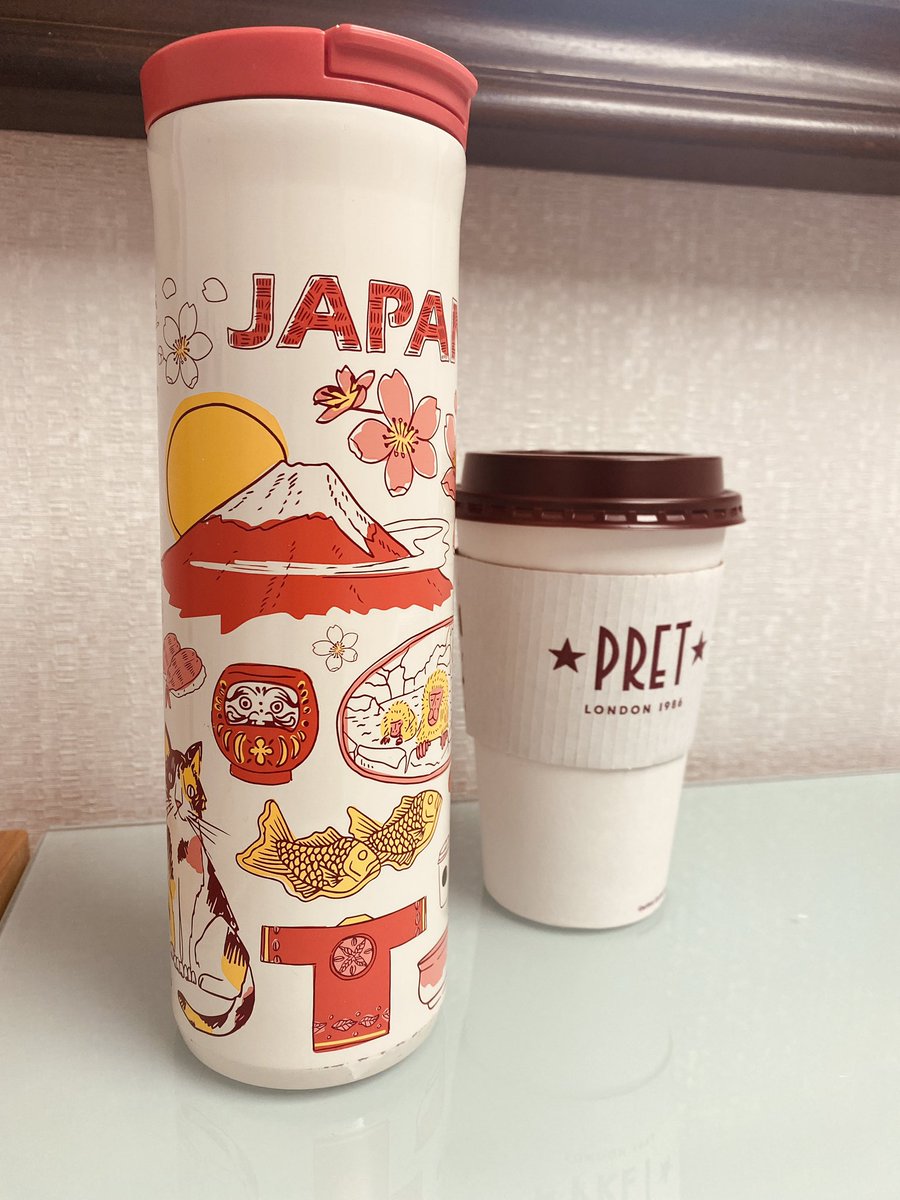 Love27213's tweet photo. 休みすぎて内心仕事行きたくなさすぎて憂鬱だったけど、出勤するなりI missed youなんて言われて泣きそう😭隣の部屋の子もハグしに来てくれた😭💕#ニューヨーク #脱毛サロン 来年の日本旅行の費用を稼いできます🇯🇵 https://t.co/3BPdUNjdkG