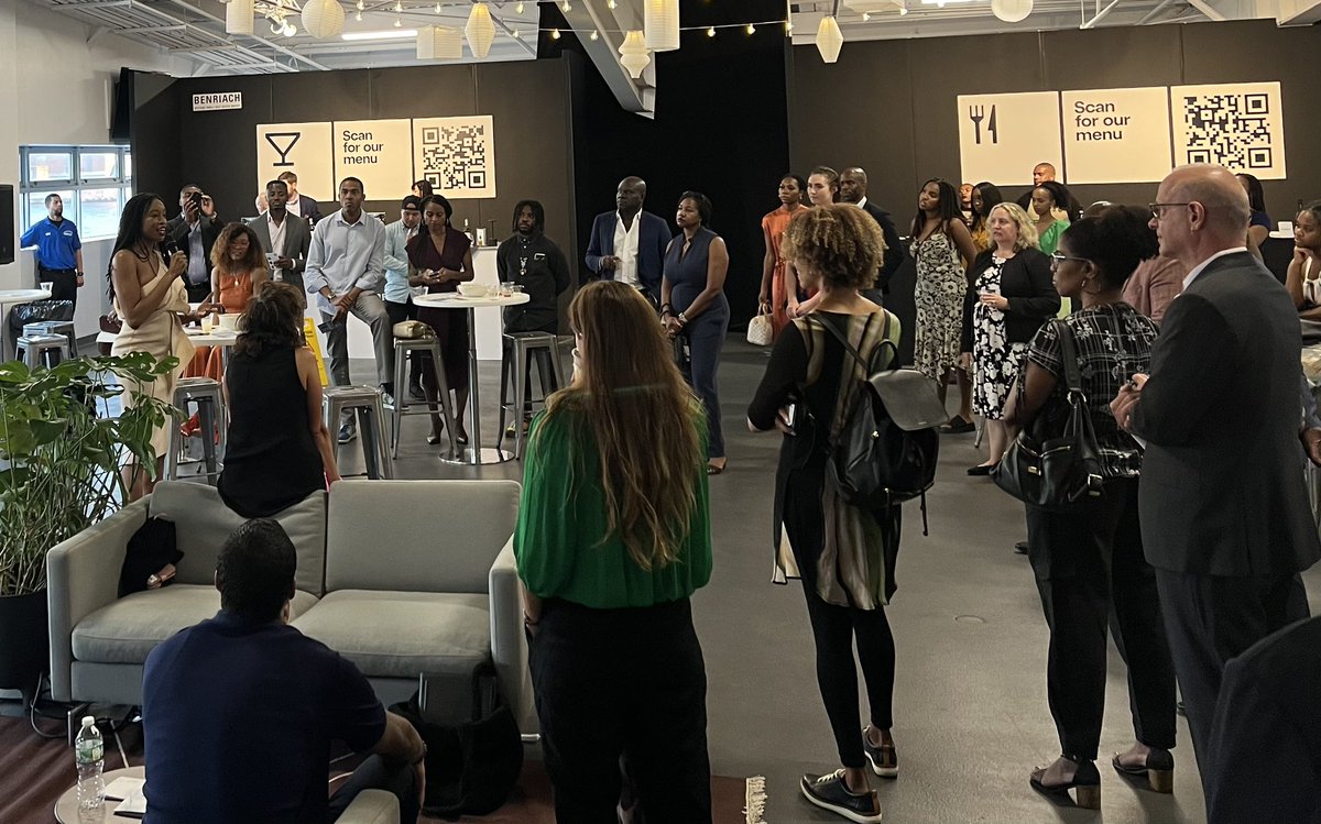 Shoutout to @shimiteobialo &amp; <a href="/DeniseNSmith/">Denise Smith</a> for organizing such an incredible investor mixer!👏🏽