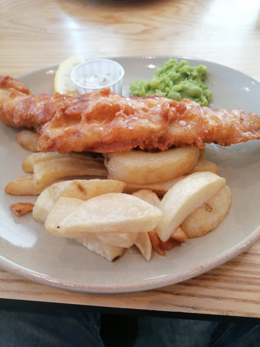 Ross Webster (@roscobosco1966) on Twitter photo A lovely lunch out at the <a href="/DambustersInn/">Dambusters Inn</a>
The chorizo, and pork croquettes were delightful to start 🐷😋 A lovely lunch out at the <a href="/DambustersInn/">Dambusters Inn</a>
The chorizo, and pork croquettes were delightful to start 🐷😋