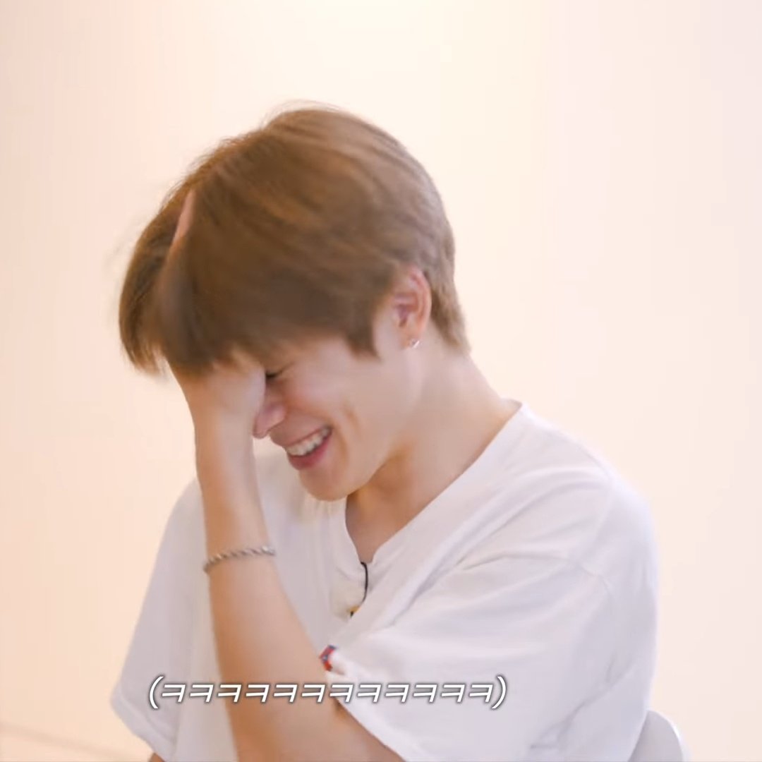empathyoonoh's tweet photo. i just love when Jaehyun https://t.co/urzn2QMp2a