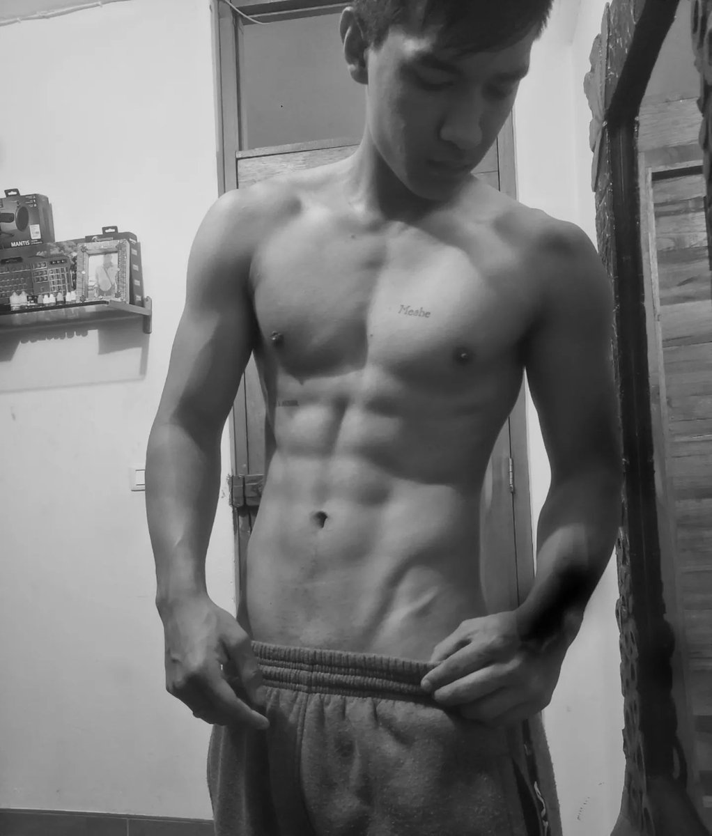 Peruanos HOT🔥 tweet media