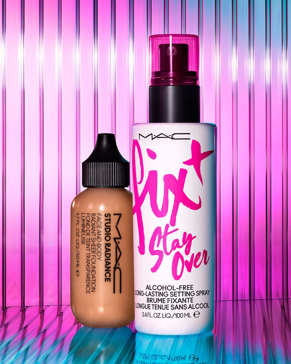 MACcosmetics's tweet photo. Set Studio Radiance Face And Body Radiant Sheer Foundation with this game-changing, makeup-locking mist for a naturally radiant look that glows on for hours and hours. #MACFixPlusStayOver #MACFixPlus #MACStudioRadiance

https://t.co/y0JHWQYMaa https://t.co/mAipJobqZ6