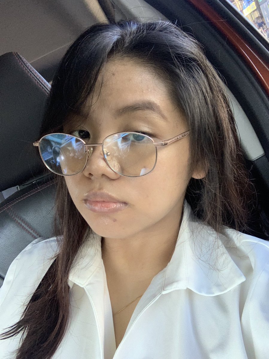 chibionceu's tweet photo. specs are my thing

#onceselcaday #OSD #SANA @JYPETWICE https://t.co/EJCI8ORNgF
