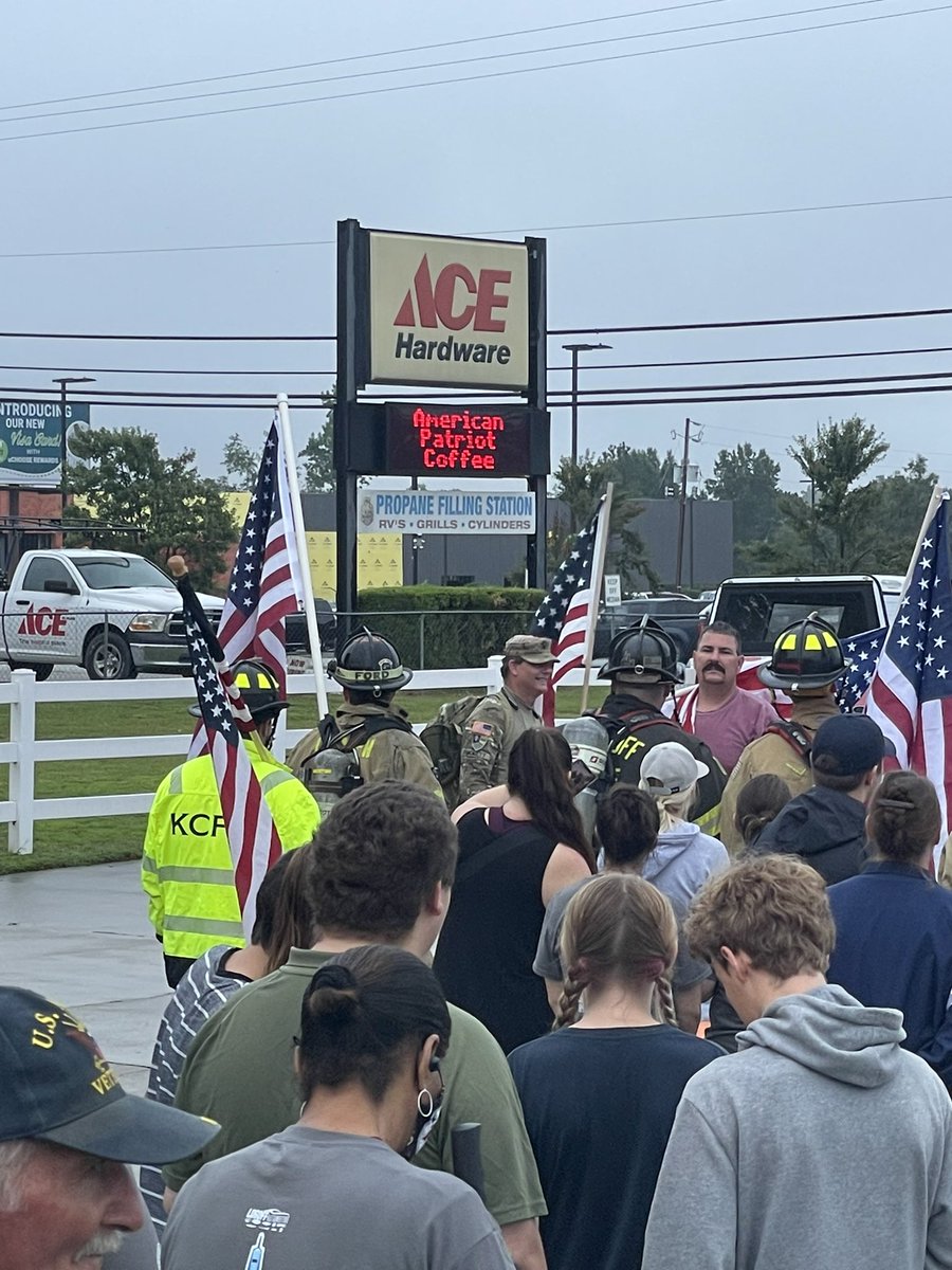 ChiefLugoff's tweet photo. Inclement weather could not stop this band of brothers and sisters and our community from doing what we have always promised. NEVER FORGET. https://t.co/0s3tYsoKrM