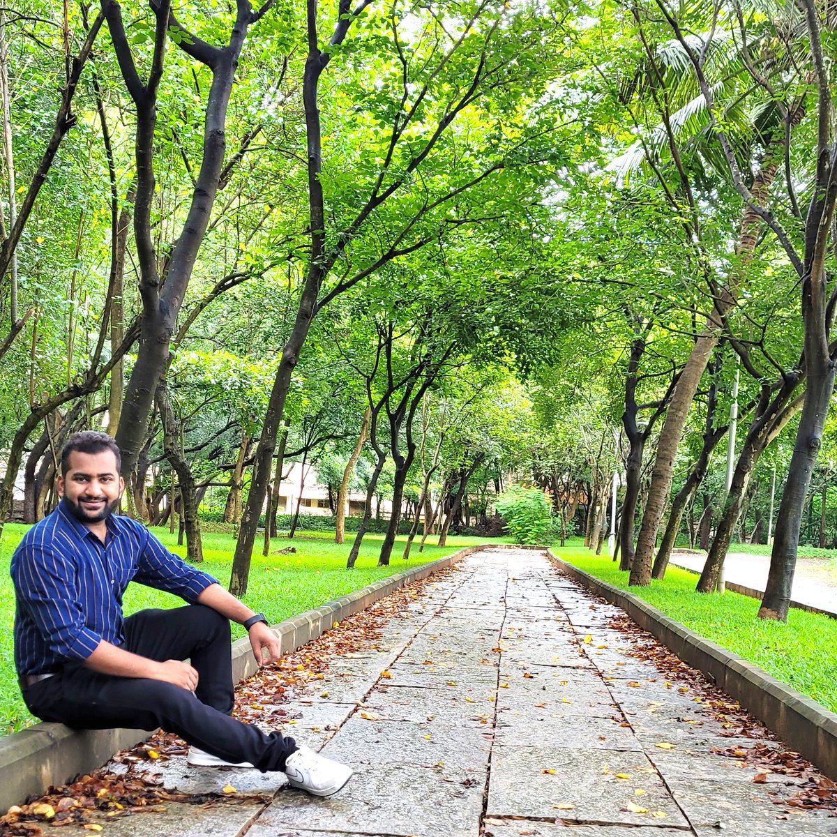 swaragsharma's tweet photo. Nature does not hurry, yet everything is accomplished🌲🍁🌹
#behappyandsmile 🥰 https://t.co/C8G5gpeZfk