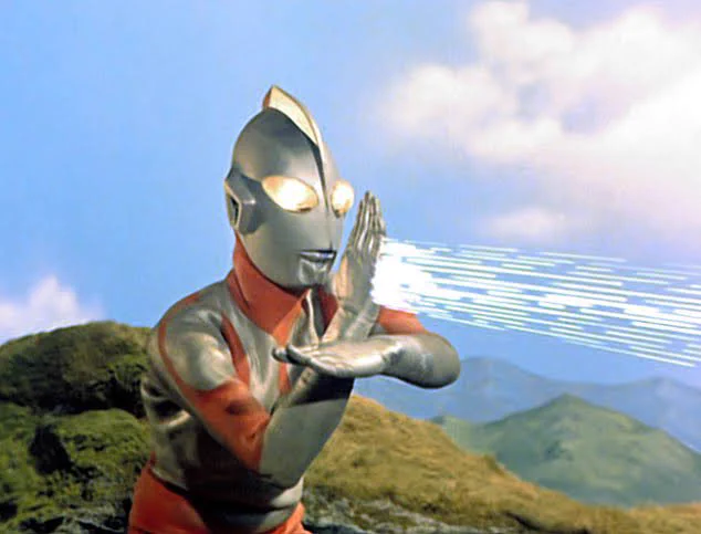 初代ウルトラマンが5位だった事に驚いた初代とセブンが上位争いすると思ってたからなあでも驚きと同時に「ウルトラマンといえばTBS系」が「ウルトラマンといえばテレ東系」というニュージェネが主役の時代になった事をひしひしと感じるしそれはそれで嬉しい#全ウルトラマン 