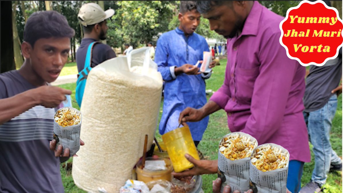 Food_BF's tweet photo. FoodBF- Famous Jhaal Muri Vorta, Most Popular Street Food. bangladeshi jhal muri, Best jhal muri
Watch Video here : https://t.co/m33KaYiQSD
#FoodBF, #jhalmurivorta, #MasalaMuri, #jhalmuri, #streetfood, #indianstreetfood
#bangladeshifoodreview, #foodreview
#pakistanistreetfood https://t.co/geKUhC9CgU