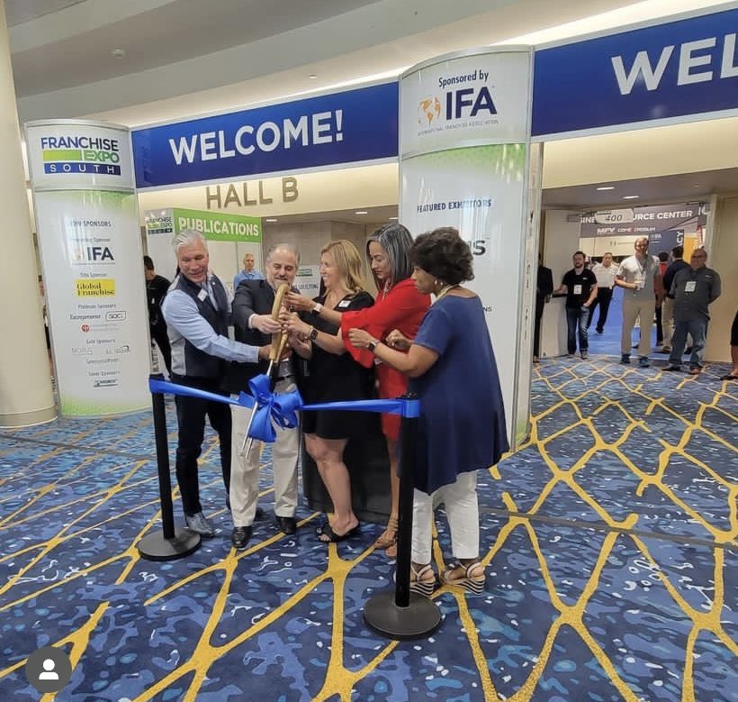 MaribelF2014's tweet photo. Honored to offer welcome remarks during the Franchise Expo South ribbon cutting alongside our partners from the Greater Ft. Lauderdale Alliance and Chamber.  #OESBD https://t.co/CBOgSDs5EP