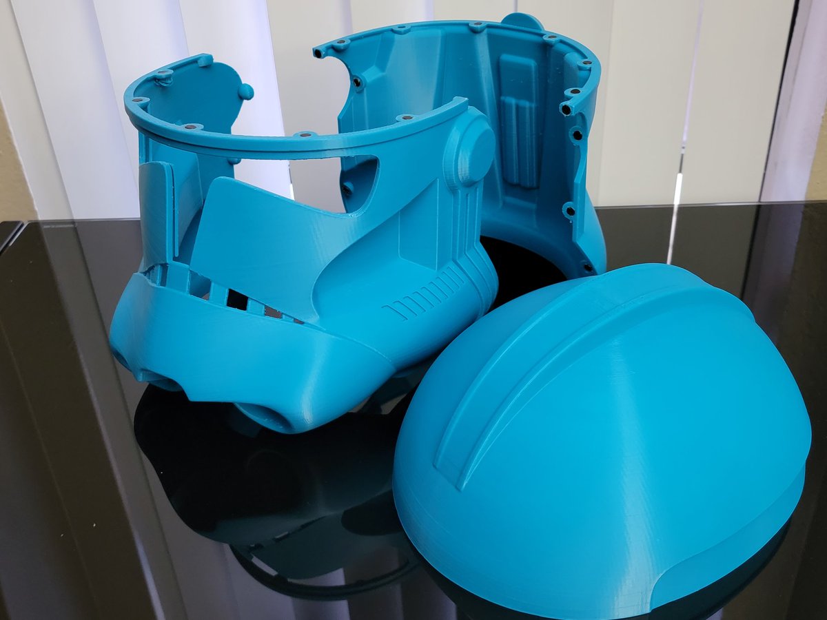 Senjo41A's tweet photo. Another #CloneTrooper helmet off the printers. Yo @HATCHBOX3D I totally dig your Peacock Blue PLA. This files from #GalacticArmory &amp;  uses magnets to attach the sections. #StarWars #TheCloneWars #StarWarsHelmet #3DPrinting #CrealityPrinter #PLAfilament #Cosplay #StarWarsCosplay https://t.co/5fOKuG8oCo