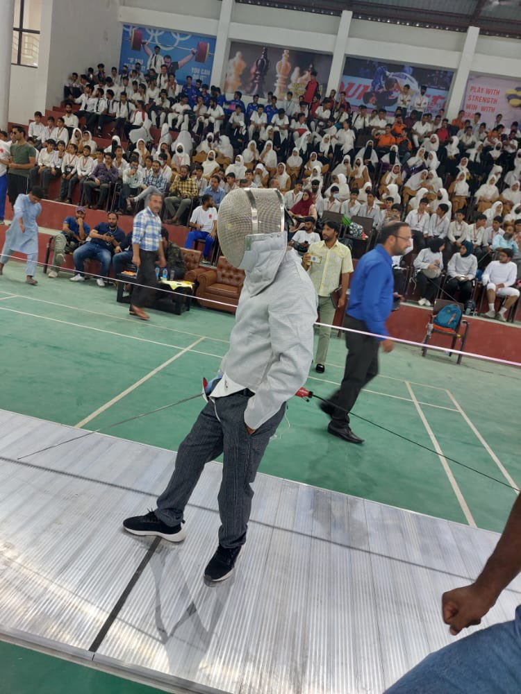 nuzhatjehangir's tweet photo. Today is world fencing day ,first time Fencing introduced  in Pulwama rajpora indoor stadium ,South Kashmir in which more than 350 Boys and girls are taking part in this introductory  coaching camp https://t.co/ArkvYSYAwU