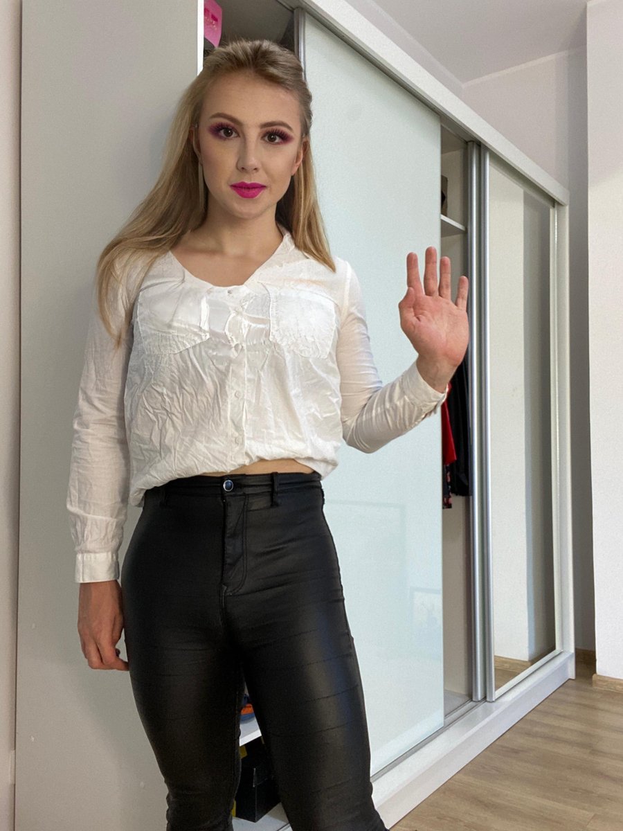 Say hello to me in 2021 😘💕