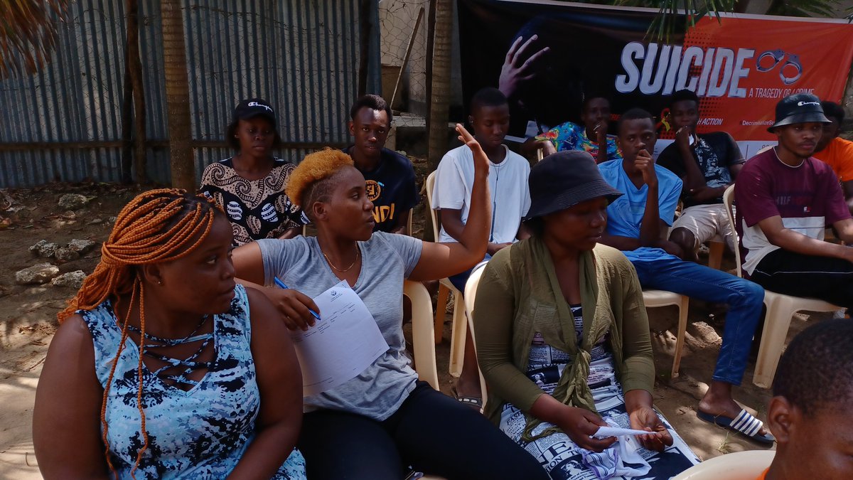 Afya_360's tweet photo. The young people are vulnerable when it comes to suicide hence having an interactive educational workshop session on #SuicidePrevention during #WSPD2022 targeting them was necessary.

#CreatingHopeThroughAction #DecriminaliseSuicide #ChooseToKeepGoing #MentalHealthPriority https://t.co/gMCb0O0oQJ