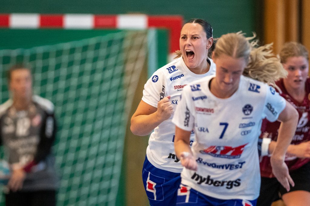 HBkanalen's tweet image. Hallbydominans i Heidhallen
handbollskanalen.se/she/hallbydomi…