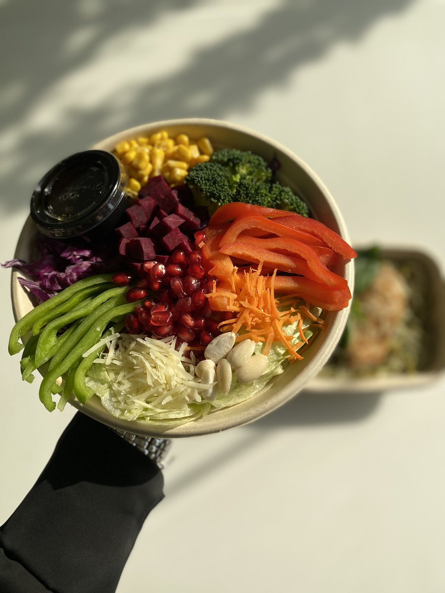 iwellnessk's tweet photo. - Pesto pasta ( healthy) 🍝
- Sald 🥗 https://t.co/JG2n0RrXox