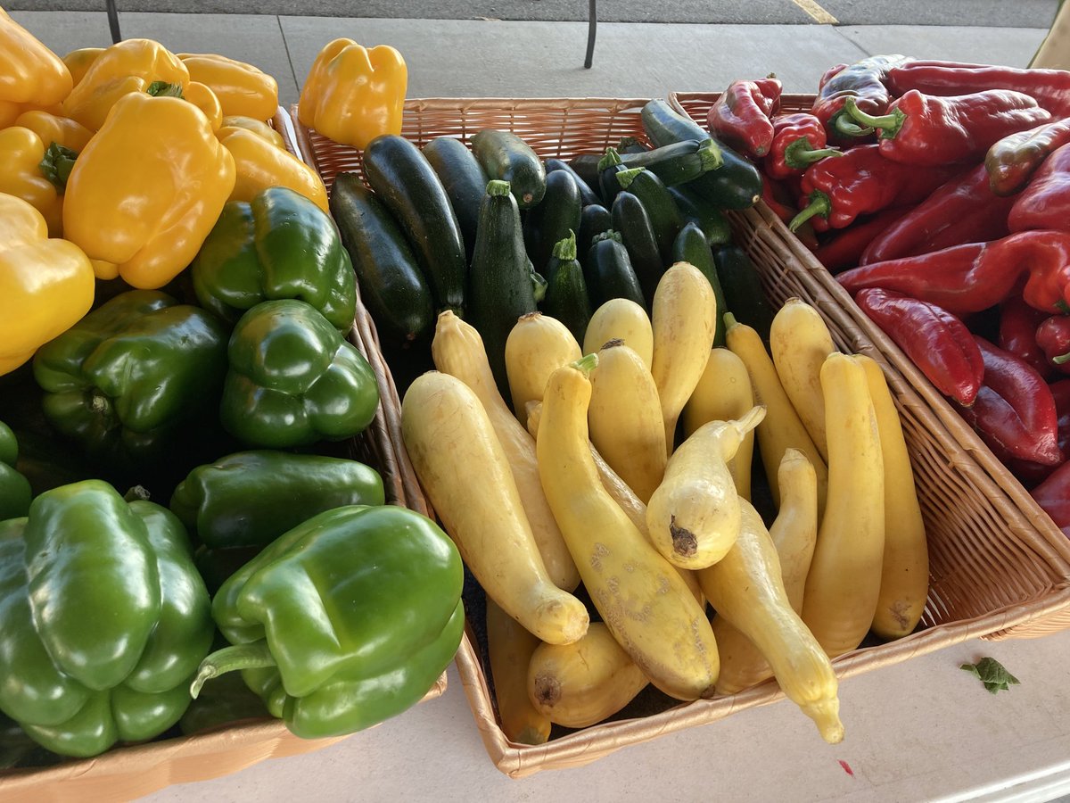 MuthFarmMarket's tweet photo. The #Frankenmuth #FarmersMarket is open today 8am-2pm. Stop in &amp; pick up your favorite foods. https://t.co/ujasVB2xIt