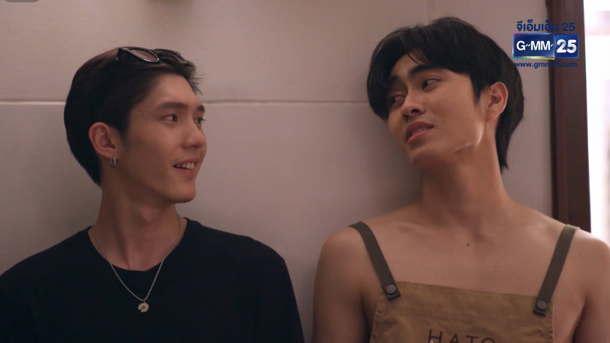 ag_intherain's tweet image. แกลองมองในตาเค้า 
ถ้ามีสายตา 
แบบเดียวกับฉันที่มองแกตลอดมา 
ก็แปลว่ารักหมดหัวใจ👀💕

#ViceVersaEP9 #AouBoom #อู๋บูม 
#เยลลี่บูม #besevboom