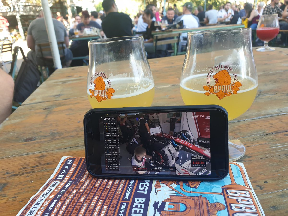 bvelde72's tweet photo. Kwali kijken #Formula1 #MonzaGP #budapestbeerweek https://t.co/0YmMrM7fAO