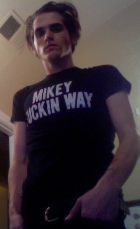 The hottest mikey way picture for his birthday!!!!!!!!! happy birthday mikeyway!!!!! 