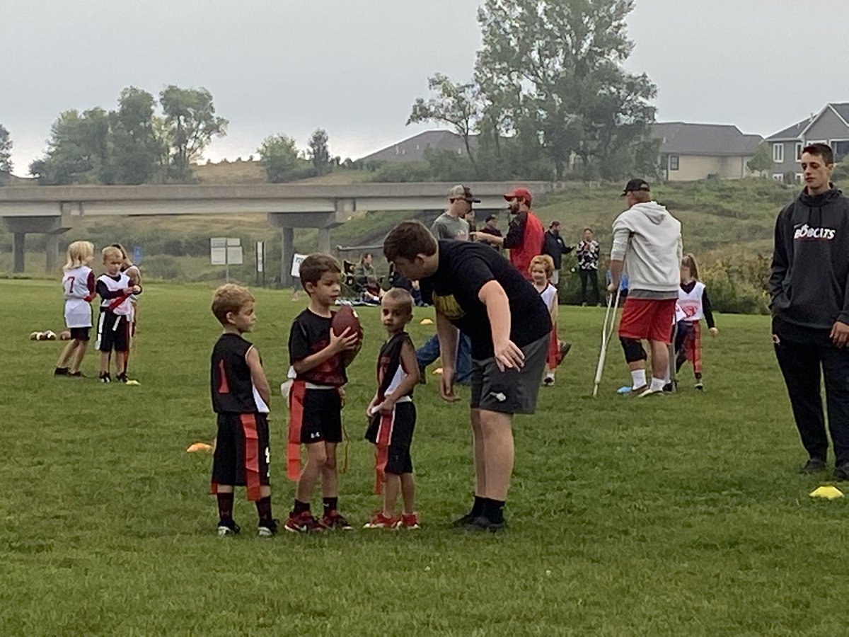 wdhsbowles's tweet photo. @football_wd what is cooler than a win on Friday night? When your high school athletes take time on Saturday morning to mentor your kid! #whatyousayanddomatters #everybobcatmatters #wdbobcats https://t.co/Sf9a5tSoTC