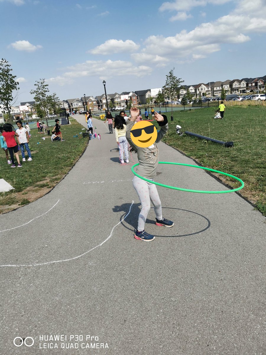 First Friday afternoon of outdoor education collectively with all the Desmond grade 2s (and some grade 1s!) Making new friends, exploring living things and playing collaboratively in our beautiful outdoor space! <a href="/DesmondHDSB/">Viola Desmond Public School</a> <a href="/nieuwpoortj/">Jessie Nieuwpoort</a> <a href="/MsFraser6/">Ms. Fraser</a> <a href="/MrsNelson_hdsb/">Mrs. Nelson's Class</a> <a href="/MrsDPetkovic/">Mrs. Petkovic</a>