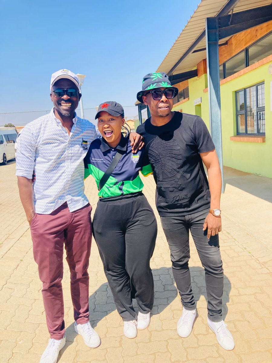 SbokaZungu's tweet photo. Former President of the ANCYL @mgigaba joined the @AEkurhuleni in the 78th Anniversary Celebration. The program started at the memorial where former YL and MK combatants lay. #ANCYL78 https://t.co/XPwhKGHyHA