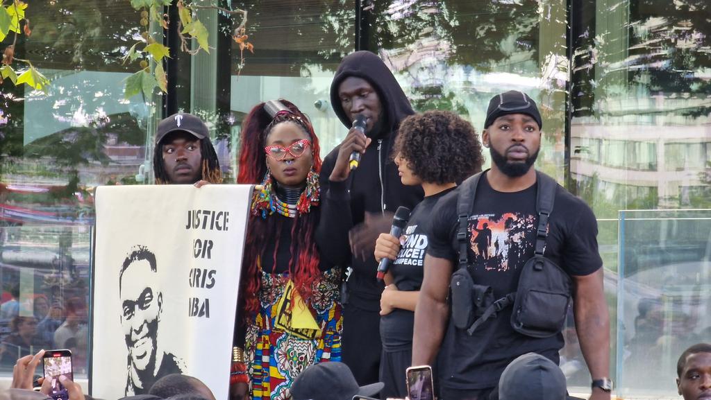 AntoineSpeaker's tweet photo. Stormzy joined the justice for Chris Kaba protest. Chris Kaba was shot dead during a police pursuit. IOPC revealed the vehicle Mr Kaba travelled in did not have a firearm inside. IOPC have opened a homicide invesitgation https://t.co/QBxQMK1cga